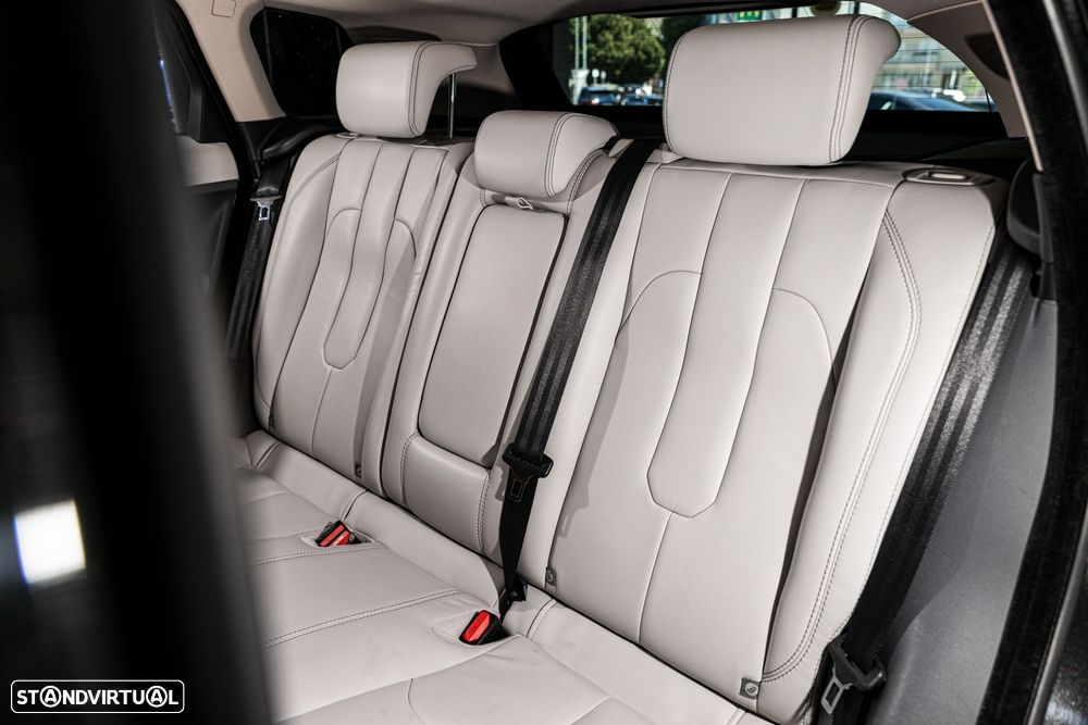 Land Rover Range Rover Evoque 2.2 eD4 Prestige - 23