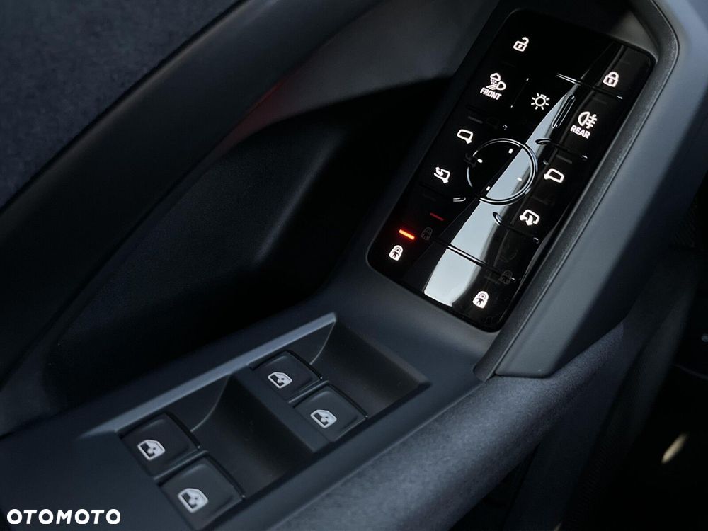 Audi Q5 Sportback - 40