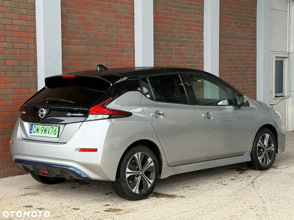 Nissan Leaf - 4