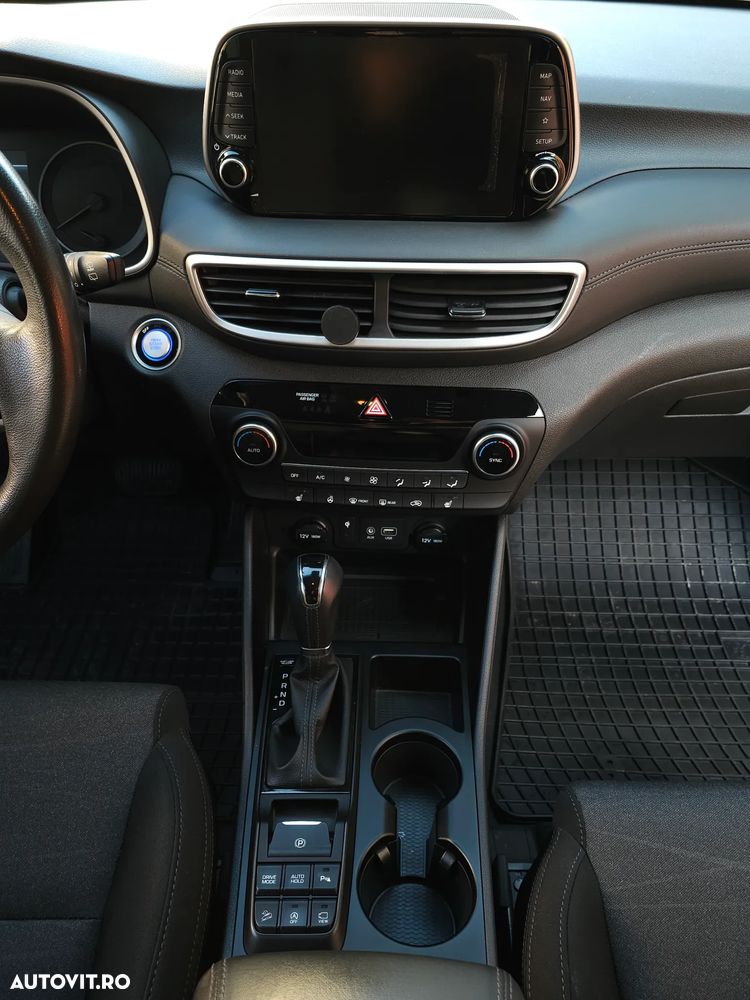 Hyundai Tucson 2.0 CRDI 4WD Automatik Premium - 13