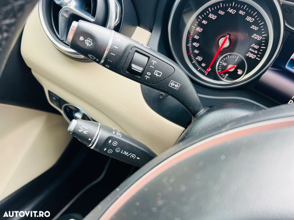 Mercedes-Benz GLA 200 d 4MATIC Aut. - 15