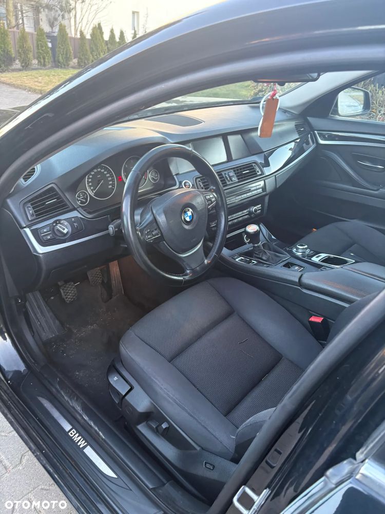 BMW Seria 5 520d Blue Performance - 18