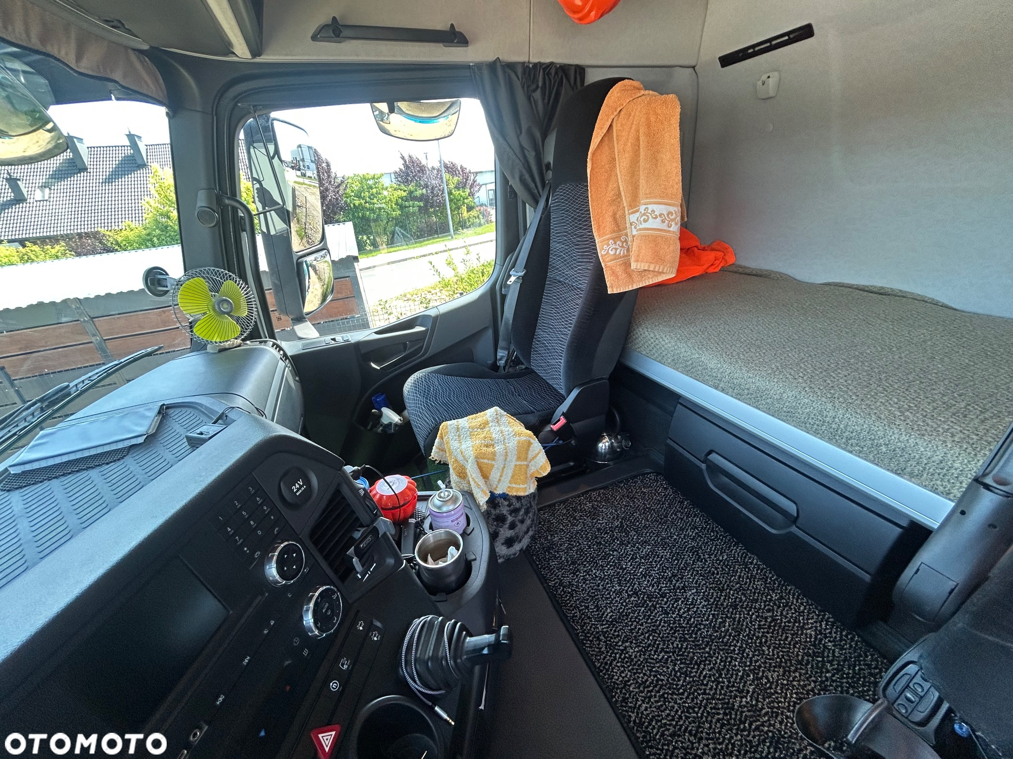 Mercedes-Benz AROCS - 28