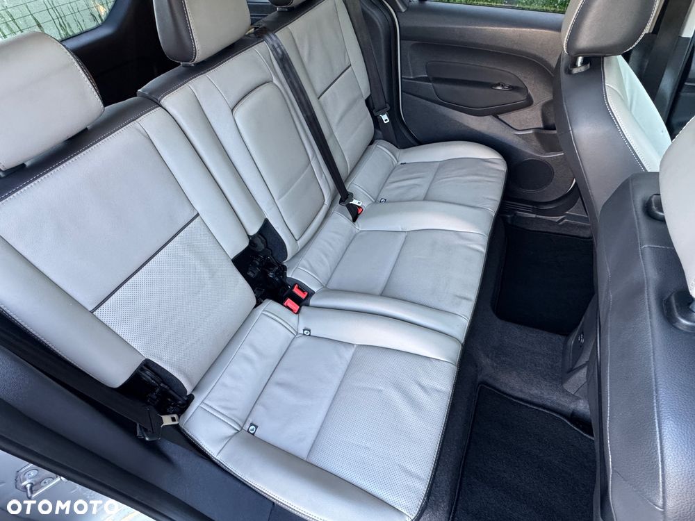 Ford Tourneo Connect - 34