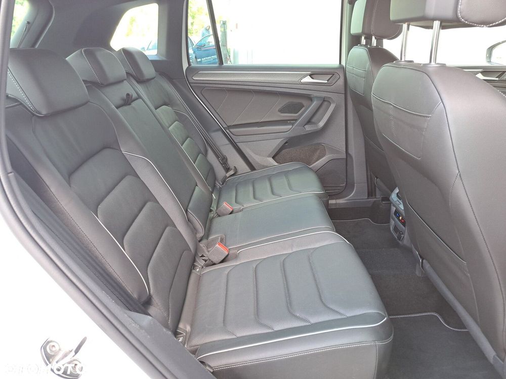 Volkswagen Tiguan 2.0 TDI SCR 4Mot R-Line DSG - 32