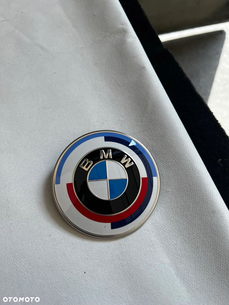 (NOWY) BMW 50-JAHRE M ZNACZEK EMBLEMAT Maska Klapa 51148087193 - 1