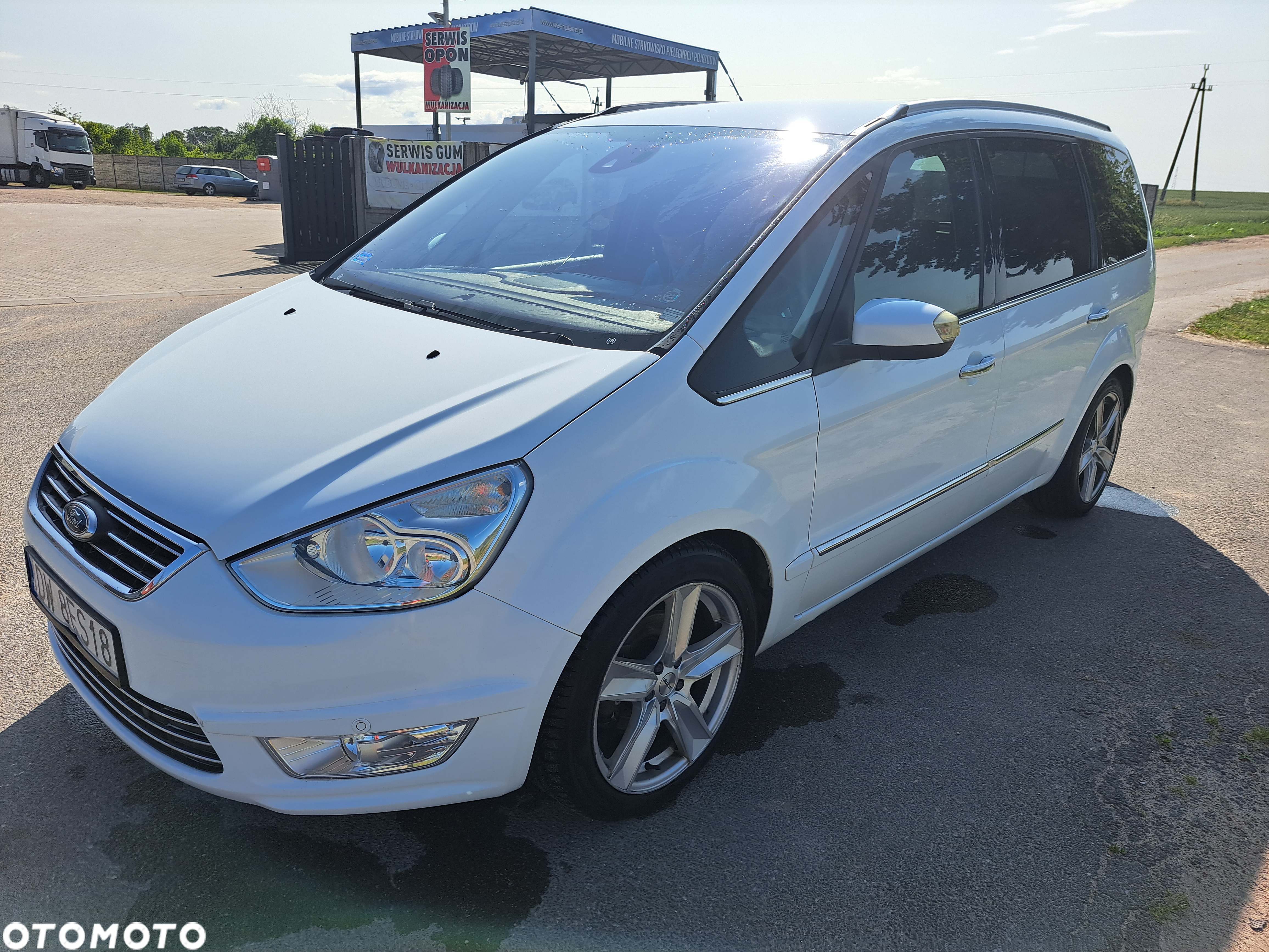 Ford Galaxy - 4