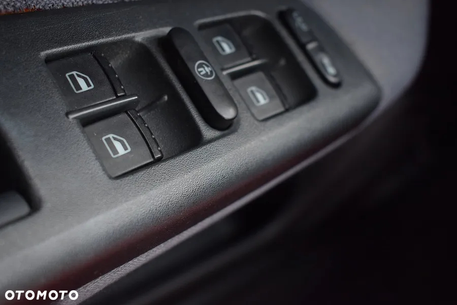 Skoda Octavia 2.0 Ambiente - 14