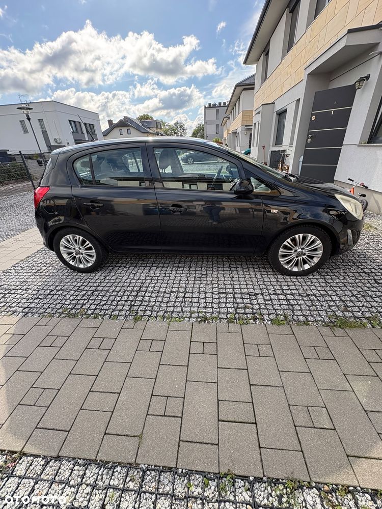 Opel Corsa 1.4 16V Enjoy - 3