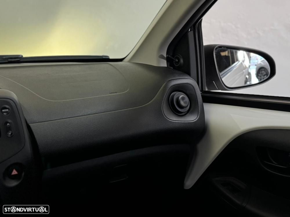 Toyota Aygo x-business - 21