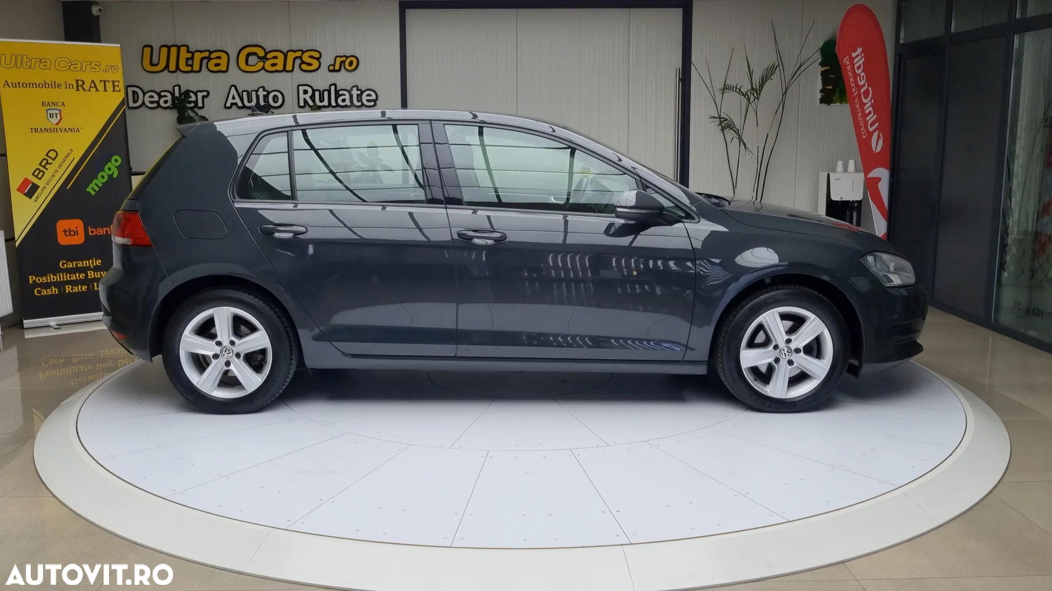 Volkswagen Golf 2.0 TDI BMT Comfortline - 7