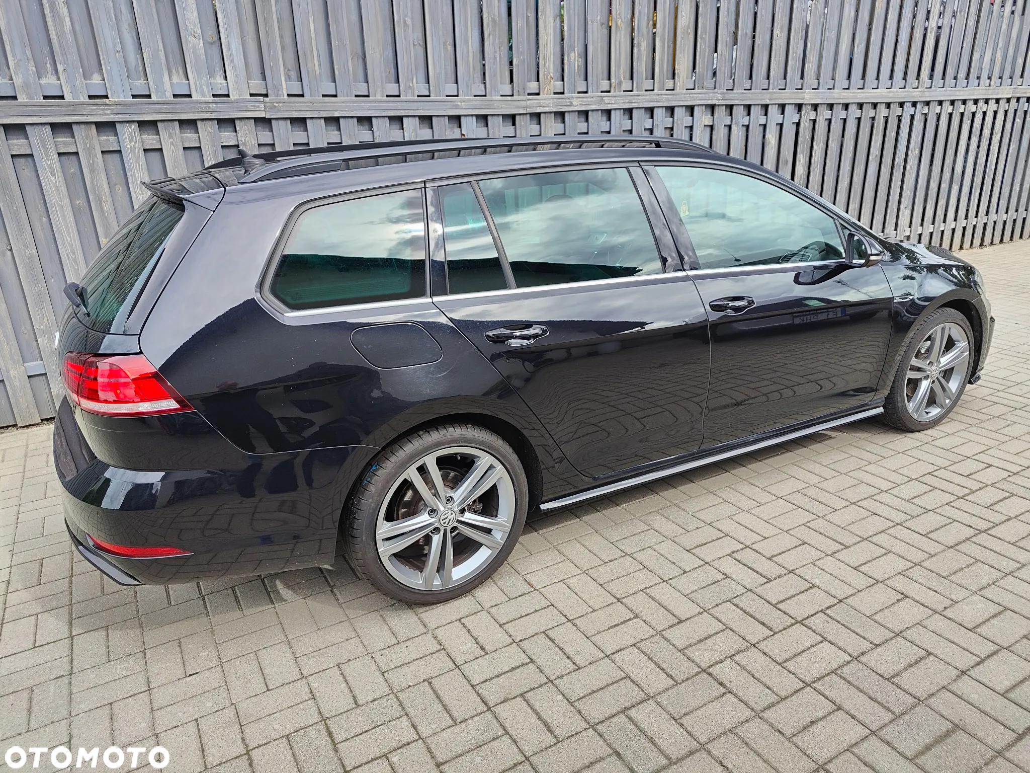 Volkswagen Golf Variant 2.0 TDI SCR DSG R-Line - 6