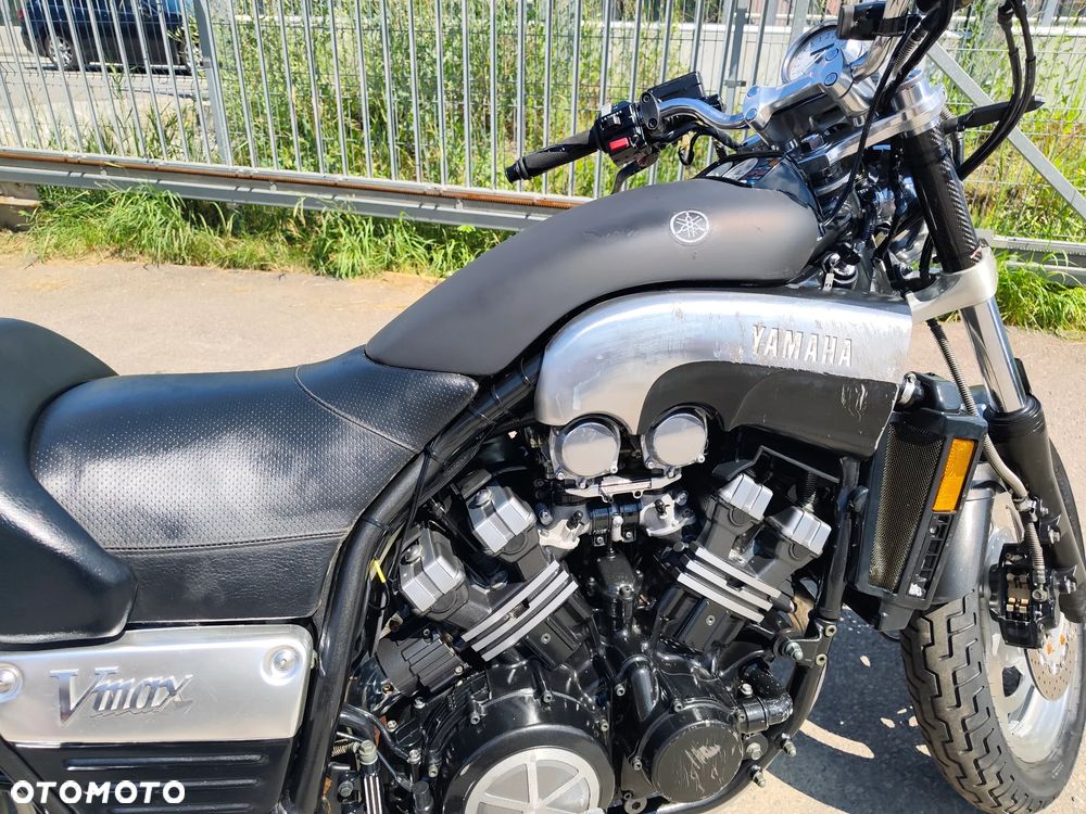 Yamaha Venture - 26
