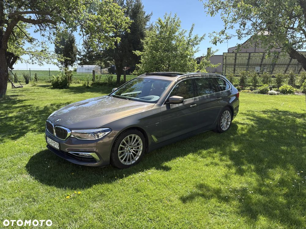BMW Seria 5 530i xDrive Luxury Line - 17