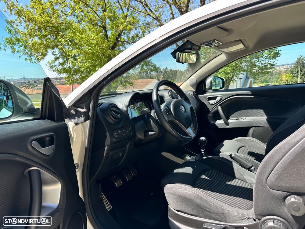 Alfa Romeo MiTo 1.3 JTD Distinctive - 18