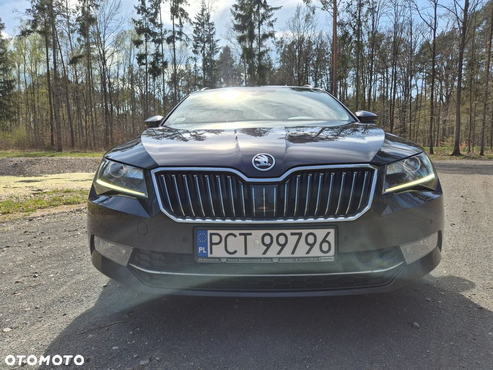 Skoda Superb 2.0 TDI L&K DSG - 2