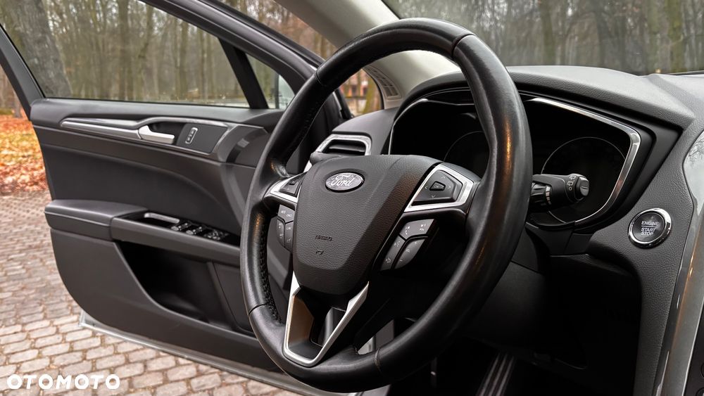 Ford Mondeo 2.0 EcoBlue Titanium - 32