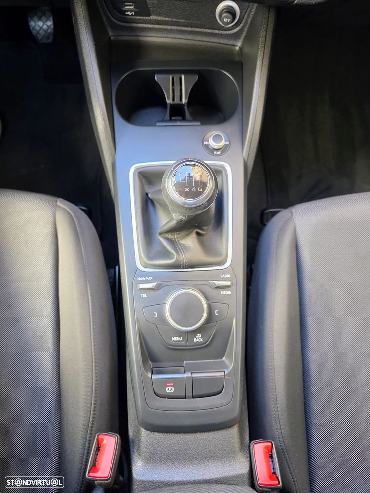 Audi Q2 30 TFSI Design - 45