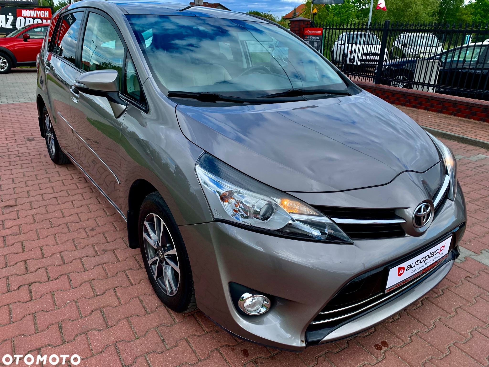 Toyota Verso 1.6 D-4D Prestige - 13