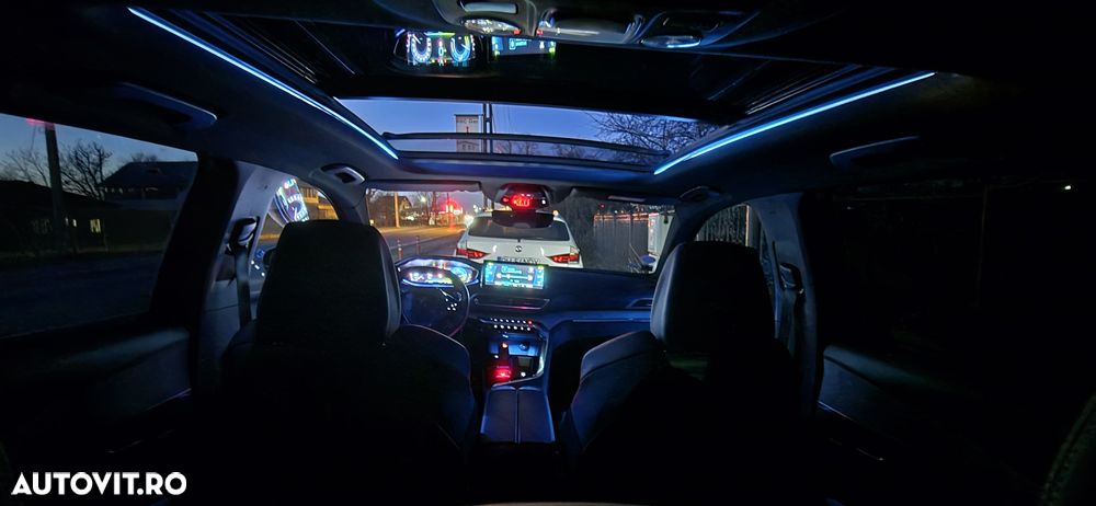 Peugeot 3008 225 e-EAT8 GT - 3