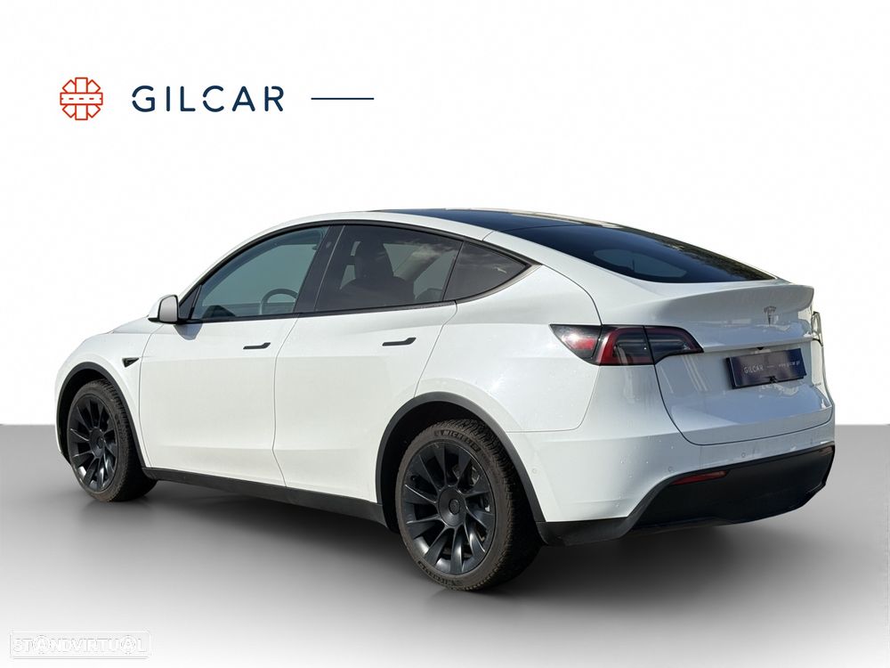 Tesla Model Y Long Range Dual Motor AWD - 6