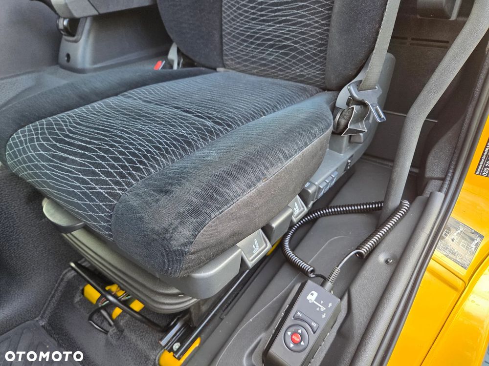 Mercedes-Benz Atego 1218 - 25