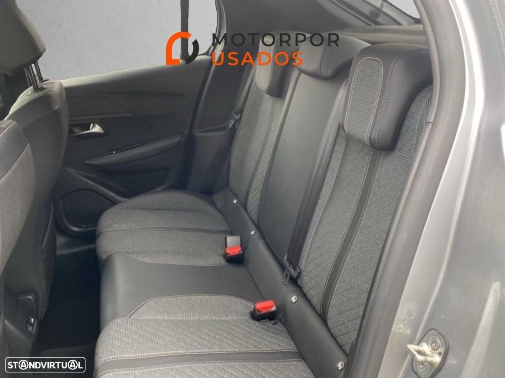 Peugeot 208 1.2 Hybrid Allure e-DCS6 - 10