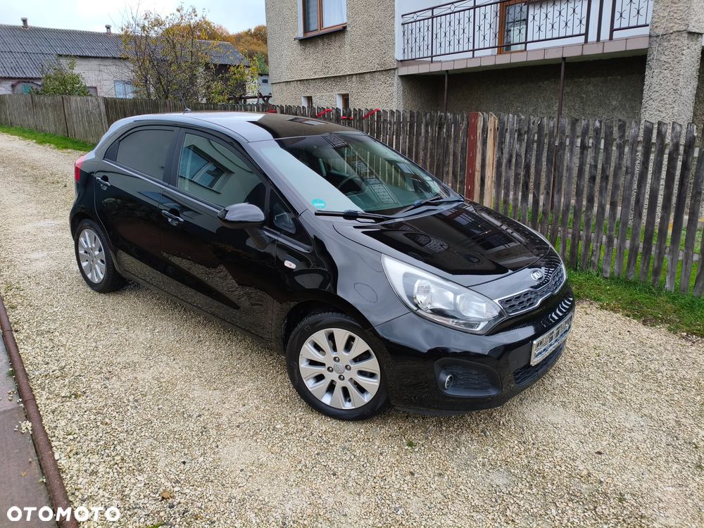 Kia Rio - 30