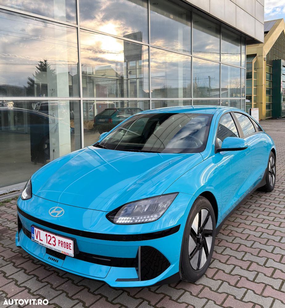 Hyundai IONIQ - 1