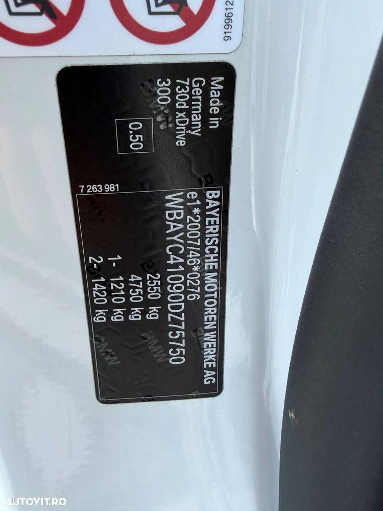 BMW Seria 7 730d xDrive Edition Exclusive - 32