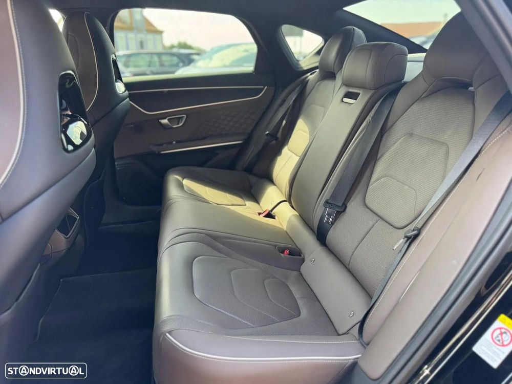 BYD Han 85.4 kWh AWD Executive - 27