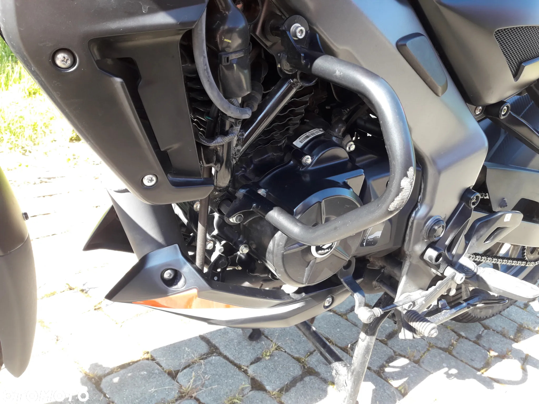 Bajaj Pulsar - 11