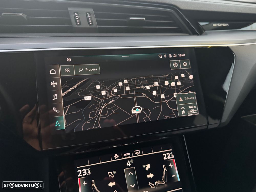 Audi e-tron - 30
