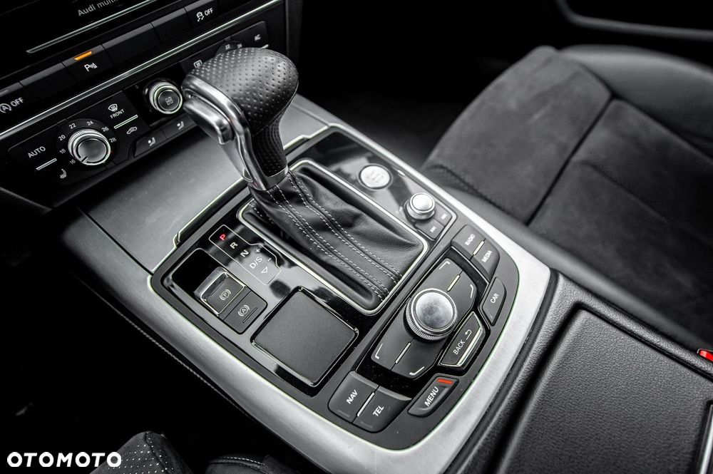 Audi A6 Avant 3.0 TDI DPF quattro tiptronic sport selection - 36