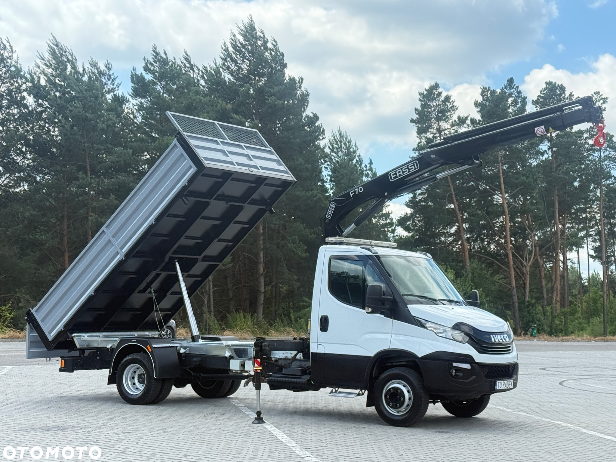 Iveco DAILY 72-180 3.0 HPI 180KM * HDS FASSI F70 * 3200 Udźwig * Wywrotka 3 Stronna * ŚWIETNY STAN! - 4