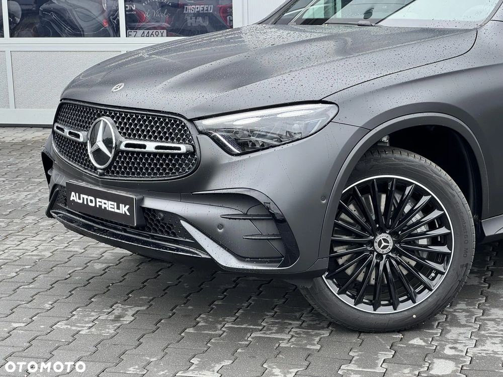 Mercedes-Benz GLC 300 e PHEV 4-Matic AMG Line - 9