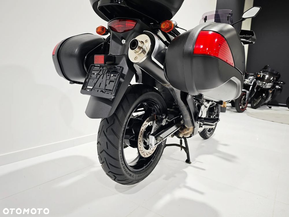 Suzuki V-STROM - 11