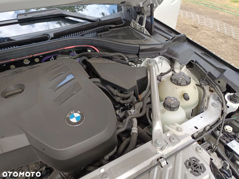 BMW X3 xDrive30i mHEV - 16