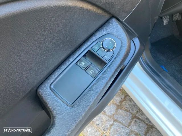 Renault Clio TCe 100 INTENS - 27