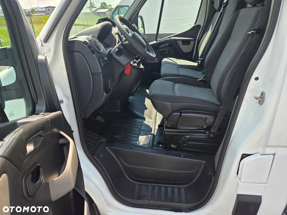 Renault Master - 15