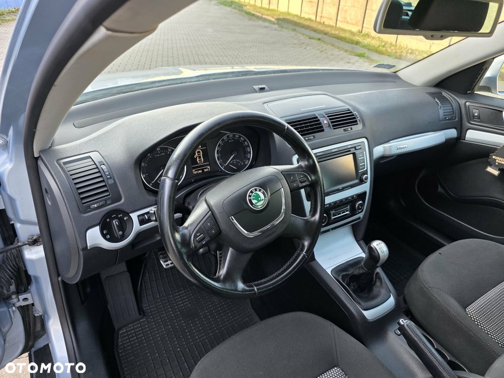 Skoda Octavia 1.8 TSI Scout 4x4 - 11