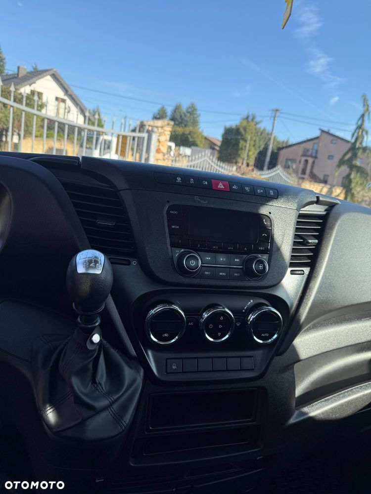 Iveco Daily 35C16 35C15 50C15 35C18 - 28