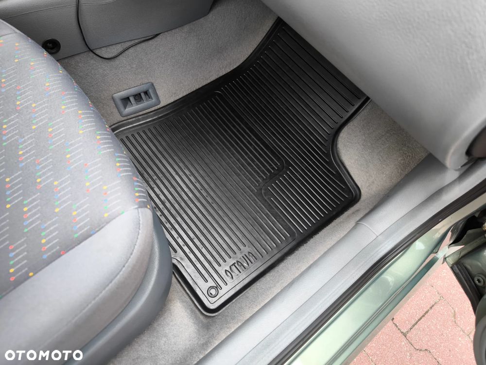 Skoda Octavia 1.4 Classic - 7