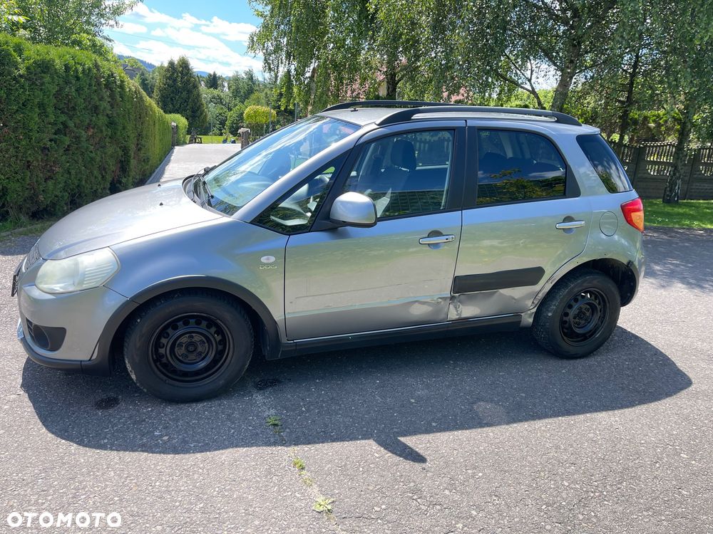 Suzuki SX4 1.9 DDiS DPF 4x4 Club - 6