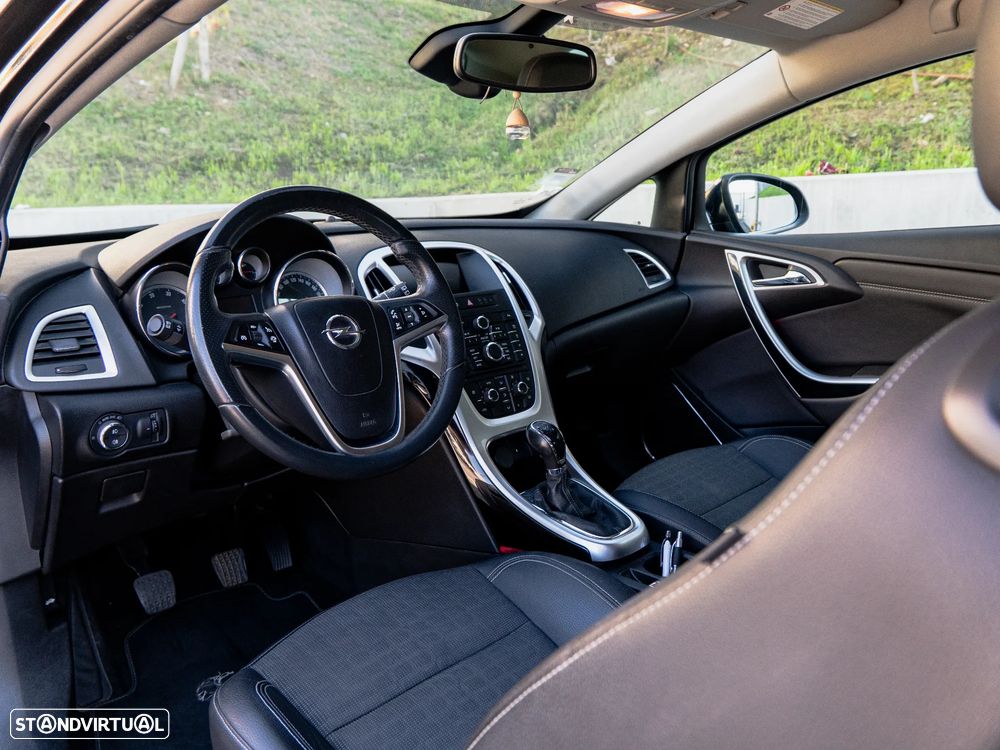 Opel Astra GTC 1.7 CDTi S/S - 10