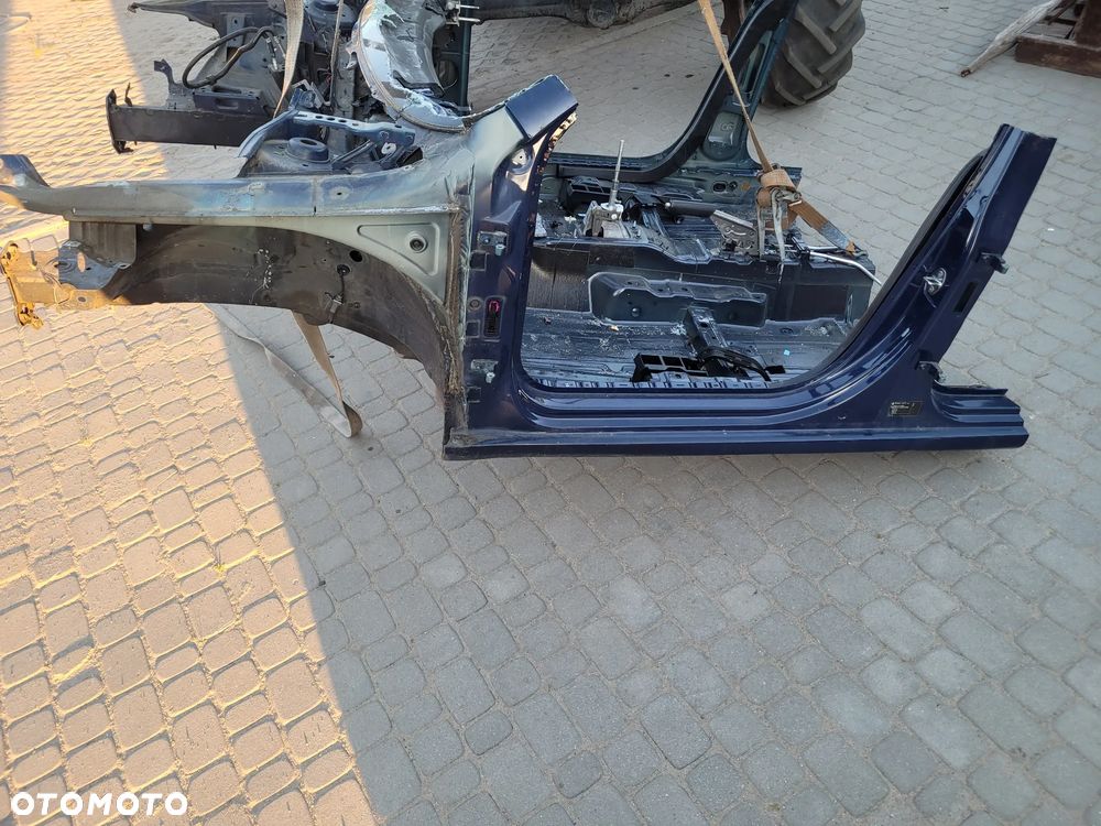 SKODA SUPERB II HB PODŁUŻNICĘ ĆWIARTKA PRAWA LEWA PRZÓD - 1