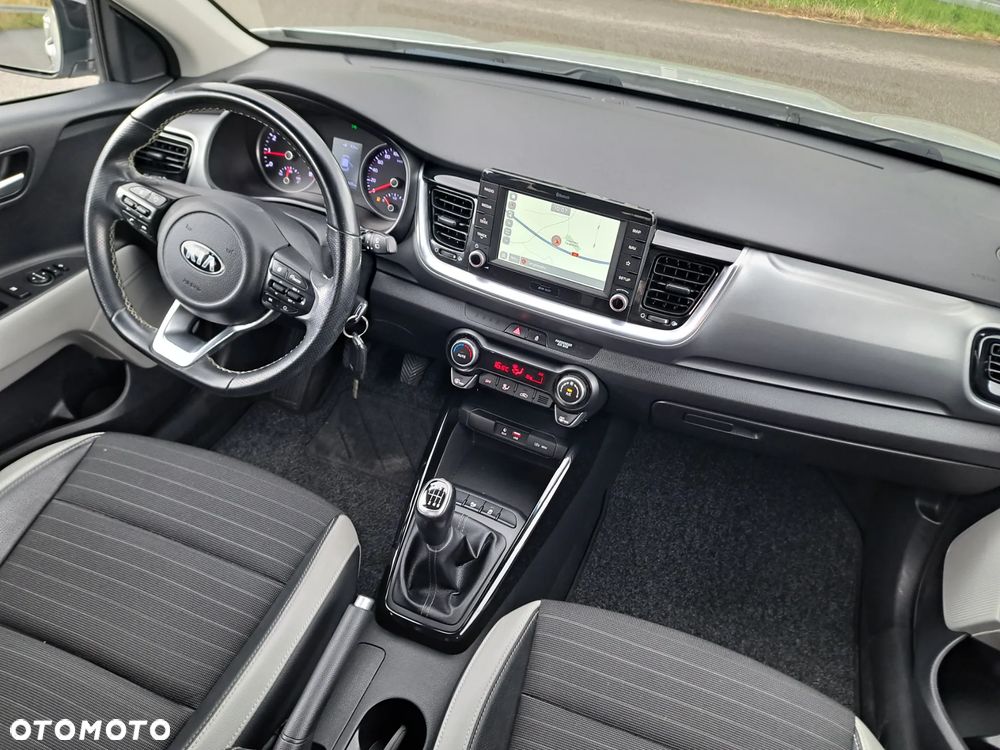 Kia Stonic 1.0 T-GDI MHEV L Business Line - 29