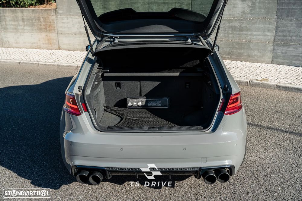 Audi RS3 Sportback S tronic - 25