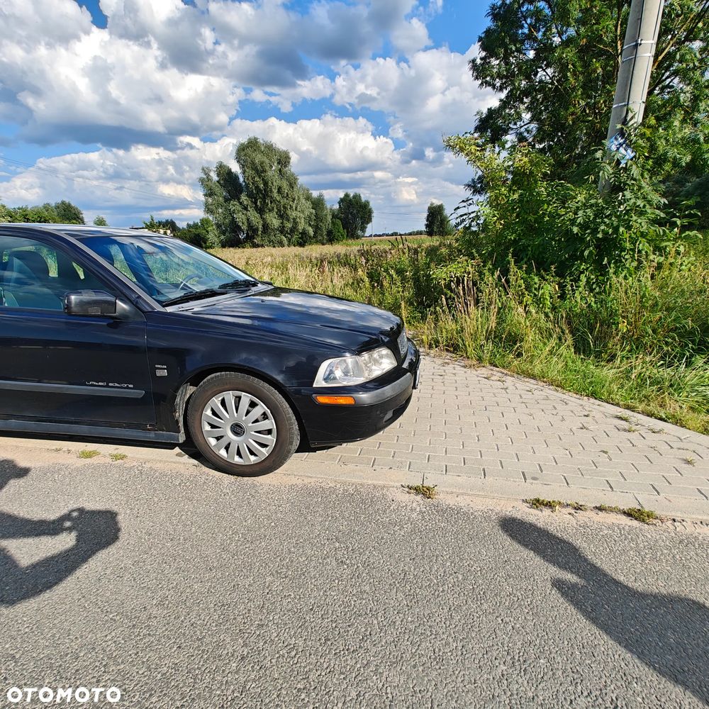 Volvo V40 1.9D - 8