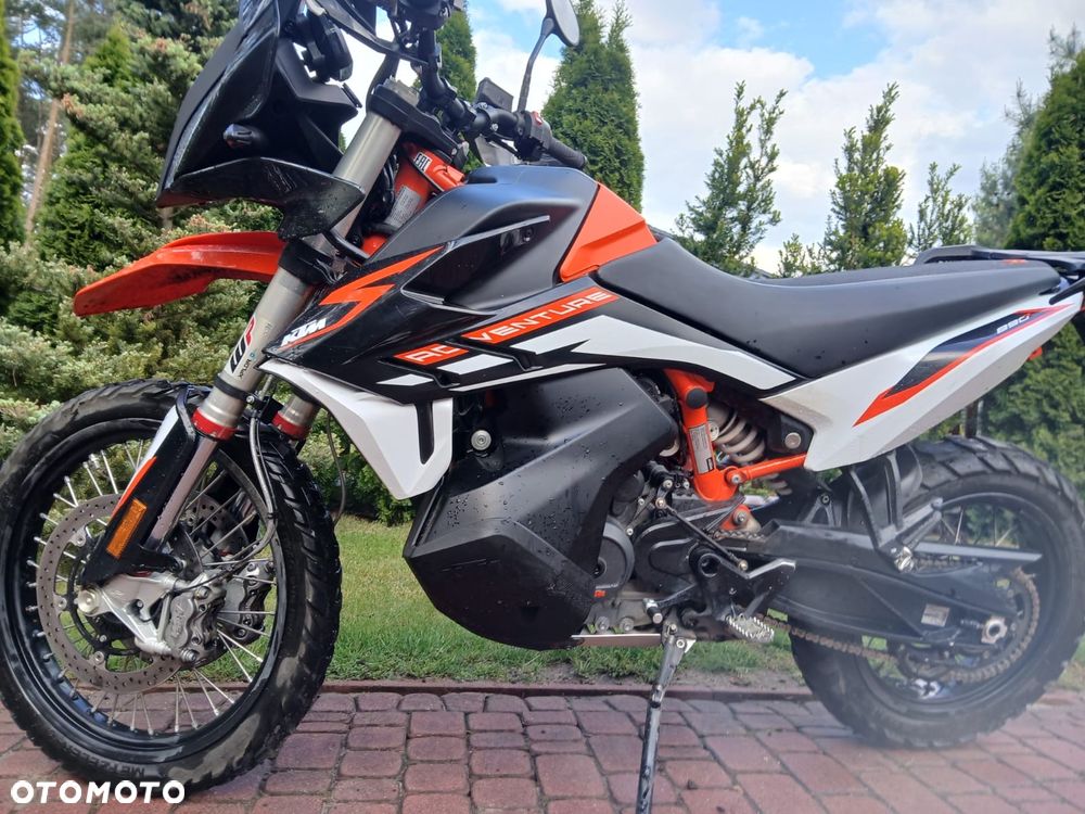 KTM Adventure - 2